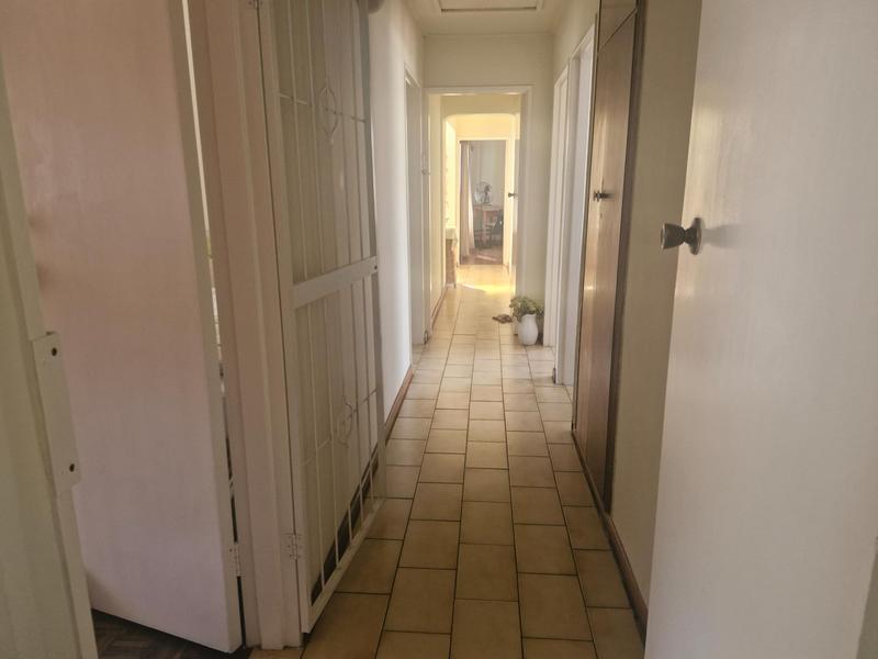 4 Bedroom Property for Sale in Parow North Western Cape